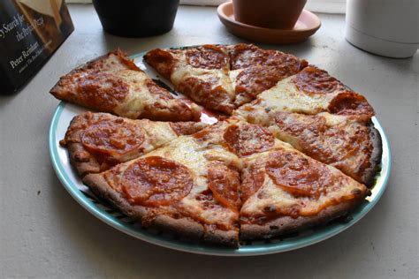 Marathon Training Cravings - Papa John's Gluten-Free Crust Pizza