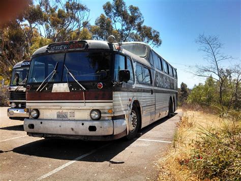 Bus Stop Classic Gmc Pd 4501 Greyhound Scenicruiser Everybodys