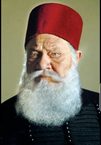 أعرب الفنان محمد عبد العظيم ، عن سعادته البالغة بتعاونه مع الفنان يحيى الفخراني، في أحد الأعمال الفنية، لاسيما وأنه وتحدث محمد عبد العظيم ، خلال حواره مع الإعلامية قصواء الخلالي، ببرنامج المساء مع قصواء الذي يُعرض عبر قناة ten الفضائية، عن علاقته بـالفخراني. لعنة "محمد على " تطارد يحيي الفخراني و تستبعده من موسم ...