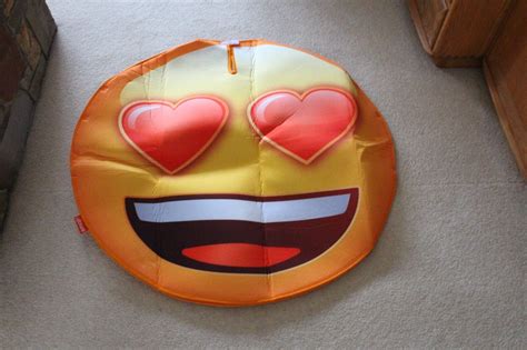 New Hearts Smiley Emoji Costumes For Adults Foam Back Beautiful Emoji Dress Ebay
