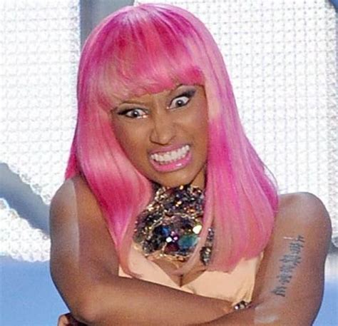 Prevpemenpe Nicki Minaj Pink Hair Photoshoot