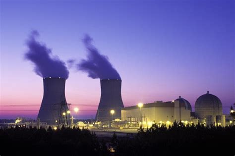 How to report power outage. A $20 billion project: UAE first nuclear reactor to come ...