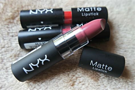 Smooth & plush matte lipstick: NYX Matte Lipsticks - The Beautynerd