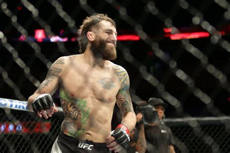 Michael chiesa spoke backstage about his win at ufc 239 and what could be next for him. Report: Michael Chiesa likely to remain in Anthony Pettis ...