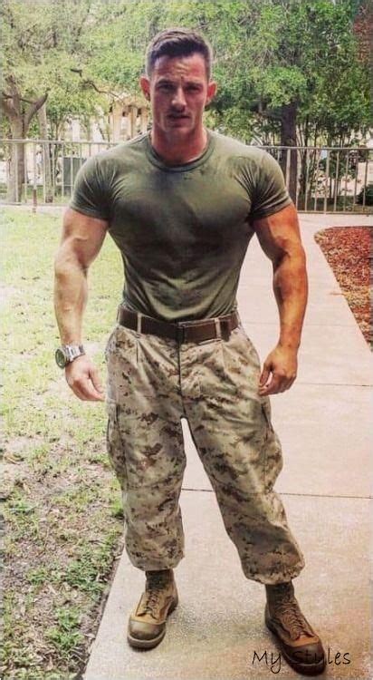 Pin By Johnsneadnyc On Army Hot Army Men Military Muscle Men Muscle Men