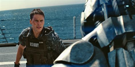See our battleship updates page for finally, perhaps the biggest news of the month, soon you will be able to see the ship's bell in person. Bild von Battleship - Bild 18 auf 91 - FILMSTARTS.de