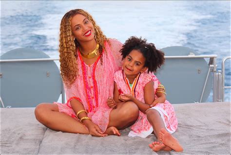 Even Beyoncé Can T Believe How Similar She And Blue Ivy Look