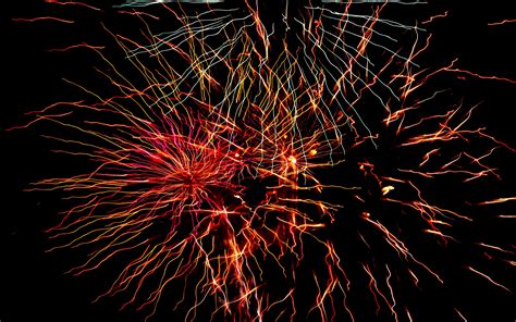 Download Wallpaper 3840x2400 Fireworks Salute Holiday Sparks 4k