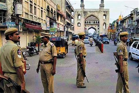 Hyderabad S Tank Bund To Be Closed Security Beefed Up Ahead Of Ayodhya Verdict