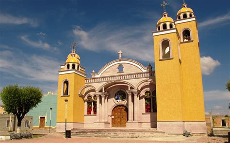 Parroquia De La Sagrada Familia En San Miguel El Alto