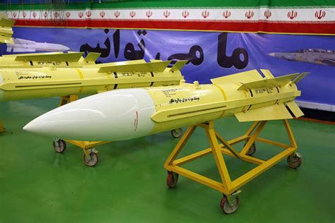 فکور، موشک ایرانی هوا به هوا عکس