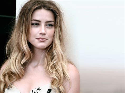Who Is Amber Heard S Daughter