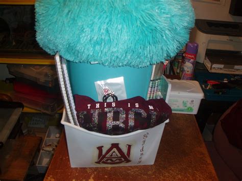 College dorm room gifts are so appreciated, and i know i loved receiving them. Pin by debbie r on DIY college gift basket | Dorm basket ...