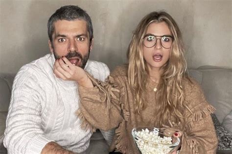 Aggiornato il 16 lug 2021. Cristina Marino posta una scena intima con Luca Argentero ...