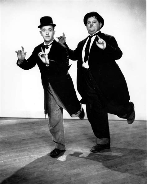 Stan Laurel E Oliver Hardy Gordo E Magro Laurel And Hardy Kings Of
