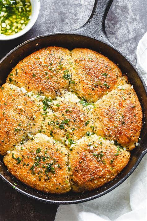 Keto bread is no exception. Garlic Butter Keto Bread Recipe - Best Keto Bread Recipe — Eatwell101