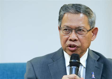Datuk seri mustapa mohamed, minister of international trade and industry, malaysia. Malaysia's E&E paves the way for Industry 4.0 | New ...