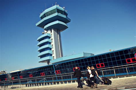 Parcare termen lung aeroport otopeni. Guvernul a aprobat indicatorii pentru magistrala 6 de ...