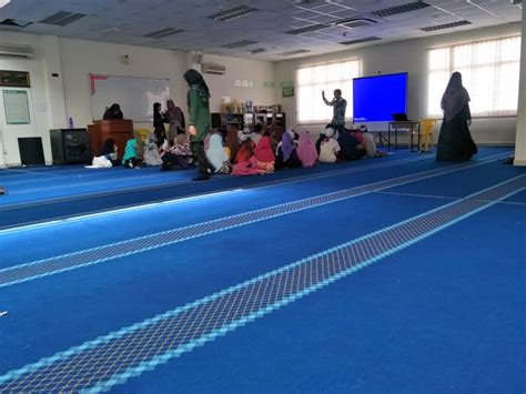 Negeri sembilan darul khusus terletak di pantai barat semenanjung malaysia bersempadankan masyarakat melayu di negeri sembilan sememangnya terkenal dengan kesenian negerinya seperti randai yang dibawa oleh masyarakat minangkabau dari sumatera dan bongai. Kem Kepimpinan Pelajar SRI Nilai dengan USIM | ABIM Negeri ...