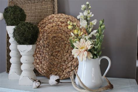 When creating a vignette, always think of uneven numbers, varying heights and a theme or similar colours. Simple DIY Home Decor Ideas | Cozy Bedroom Decor | Cozy ...