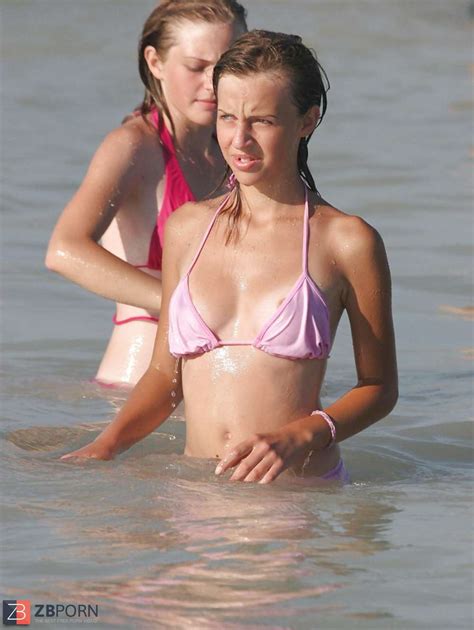 Beach Bikini Showing Pussy Slip Telegraph