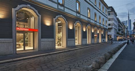 Flagship Store Milano Flexform
