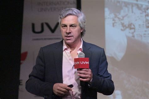 Claudio X González Sala De Prensa Uvm