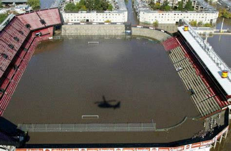 Estadio brigadier general estanislao lopez remodelado para la copa america. El fútbol también sufre la sudestada con canchas inundadas ...