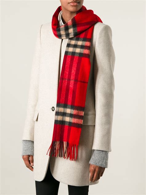 Discover new ways to wear your burberry scarf with our range of styling tutorials. Lyst - Burberry Bright Vermillion Check Scarf in Red