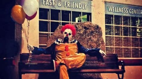 Sightings Of Armed Clowns Continue To Spook California Residents Abc News