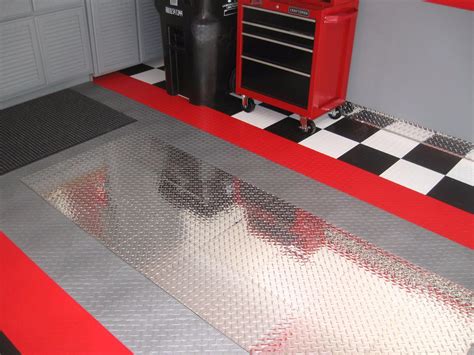Buy now in desmoheart motorcycle parts & accessories shop! RaceDeck Pro - Diamond Plate Garage Floor - Auto Show Floorint