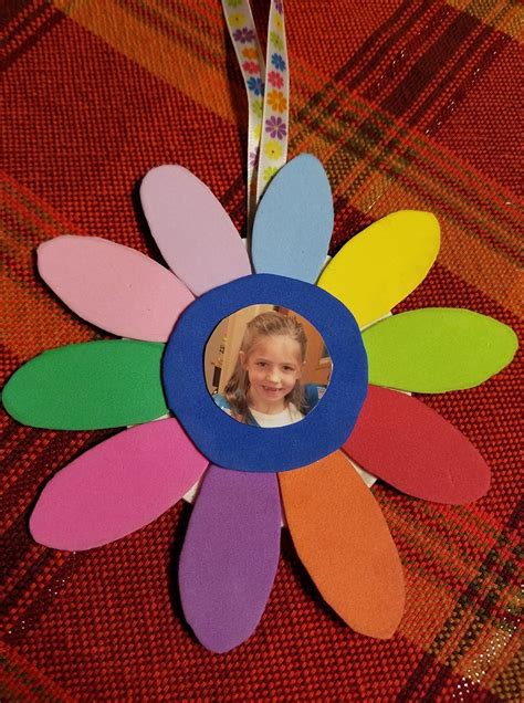 A Hand Made Daisy Ornament Is A Perfect Gift Girl Scout Daisy