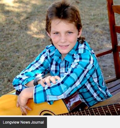 Para el joven sheldon cooper, de nueve años no es fácil crecer en el este de texas. Ore City Kid Hits Big Bang - EastTexasRadio.com