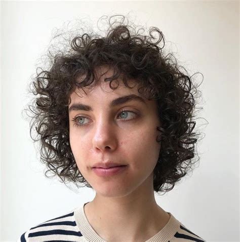 Shorter Hairstyle For Thin Curly Hair Thin Curly Hair Curly Hair