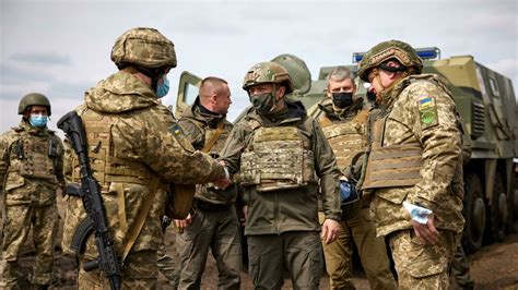 Lue Vuole Addestrare I Soldati Ucraini Mosca Formano Neonazi E