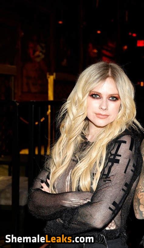 Avril Lavigne Avrillavigne Leaked Nude Onlyfans Photo