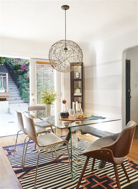 20 Small Dining Rooms That Make The Most Out of Limited Space