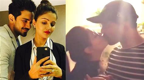 Rubina Dilaik Gets A Birthday Kiss From Husband Abhinav Shukla Youtube