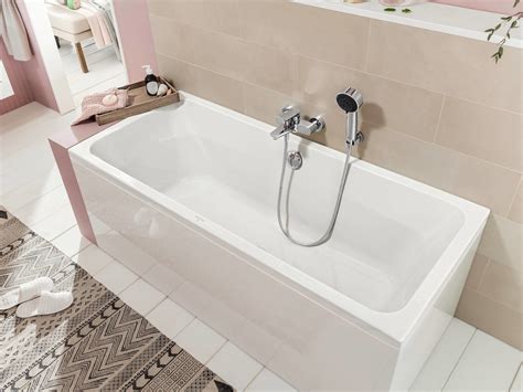 Wenn sie ihre badewanne reinigen, vermeiden sie kratzer. Avento | Badewannen - badezimmer.com