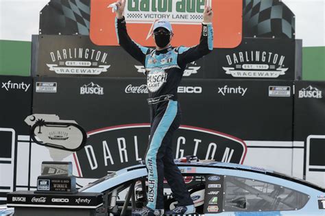 A dozen or so years ago, stock car racing appeared destined for a long cycle of growth, the reason that nbc and fox, which carried races on the fx cable network, made their deals. NASCAR returns to sound of silence | ABS-CBN News