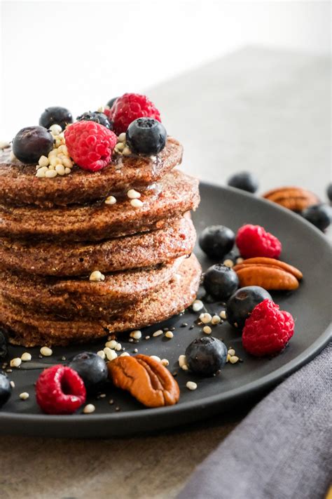 Easy Vegan Quinoa Pancakes With Berries Magda Mag Das