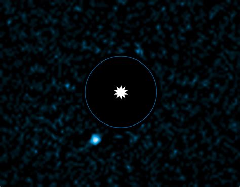 Vlt Views Exoplanet With The Lowest Mass Ever Imaged Around A Star