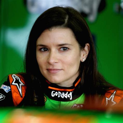 Danica Patrick Latest News And 2014 Sprint Cup Ranking Ahead Of Stp