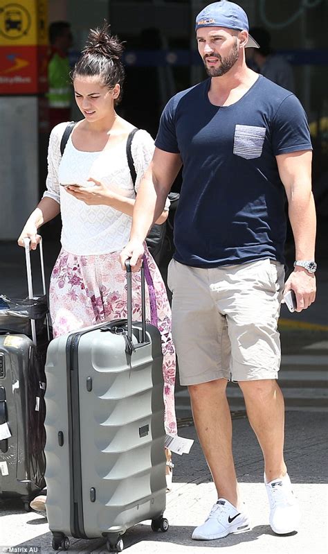 Kris Smith And Girlfriend Maddy King Set To Ring In The New Year In Melbourne Daily Mail Online