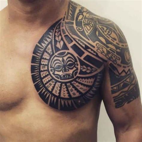 Contenido 3 tatuajes maoríes en el hombro y pecho 5 tatuajes maoríes o tatuajes polinesios la zona del hombro y el pecho es una de las zonas preferidas por los hombres para hacerse. Tatuajes maories significados y diferentes diseños de este ...
