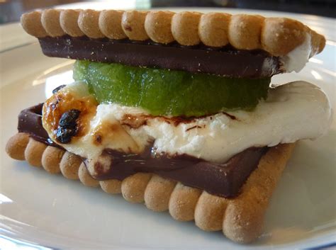 Kiwi Smore Food Yummy Treats Smores