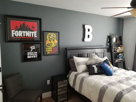 Boys Fortnite Themed Bedroom Boys Bedroom Ideas In 2019 Boys Game