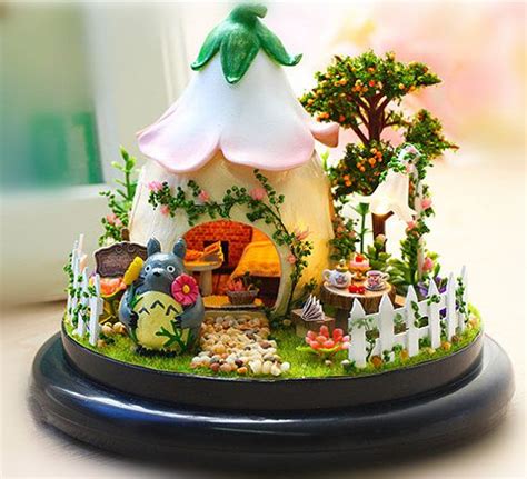 Miniature Dollhouse Diy Kit Fairy Garden Green Garden With Light Cute