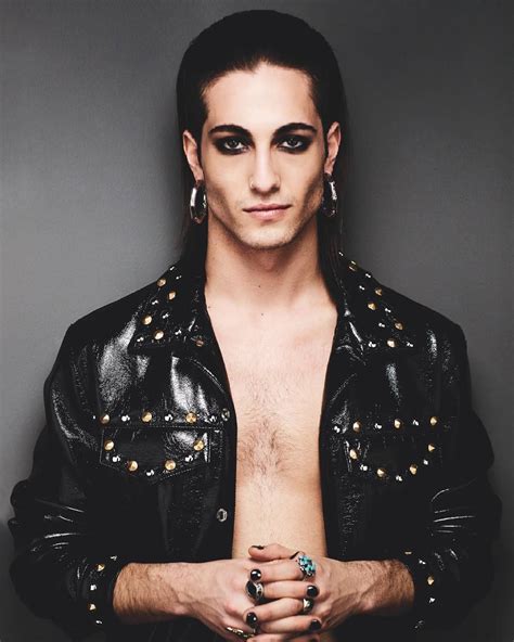 Discover more posts about david damiano. Ykaaar Maneskin Damiano : Instagram//Damiano David ...