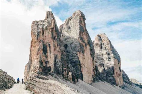 Hiking Tre Cime Di Lavaredo Complete Guide For A Dolomites Day Hike